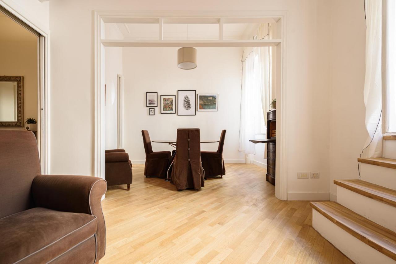 Appartement Largo Vasto A Chiaia 82 Naples
